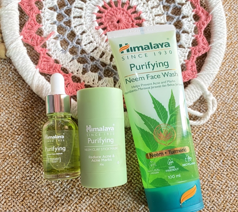 Purifying Neem Face Wash imgfdn-0fd9692d-7cc2-462b-87a2-98bbcb5c8c20