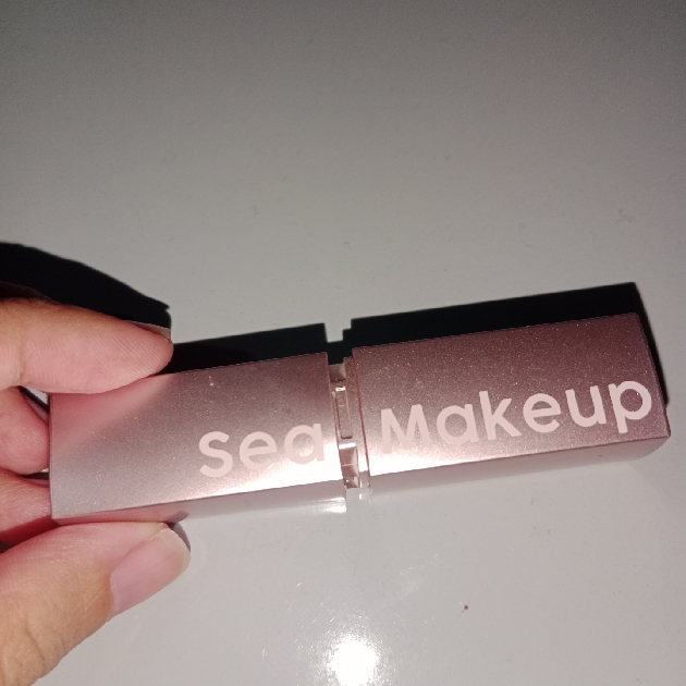 Gleam Luster Tinted Lip Balm - Luna imgfdn-1a485b7d-3d2d-48ff-83a8-842371c35910