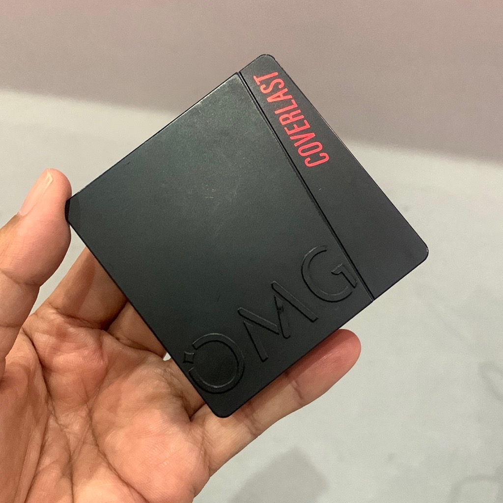 Coverlast Two Way Cake - 32N Natural imgfdn-a30fce2d-8eb0-4b7b-a786-be7983fff4ad