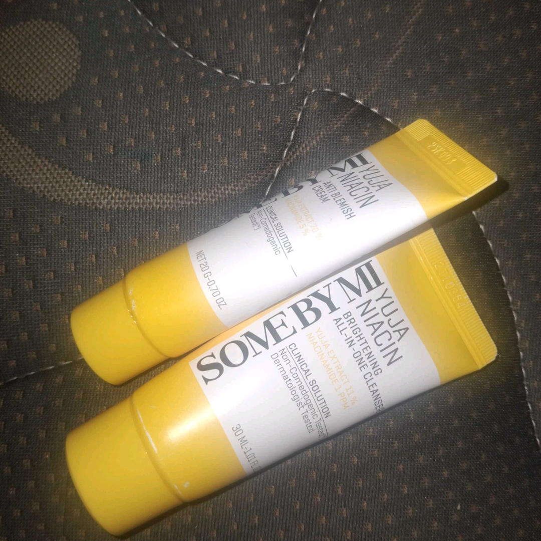 Yuja Niacin 30 Days Brightening Starter Kit imgfdn-96c1e8e9-a5c7-4d72-b003-ced24d190c6d