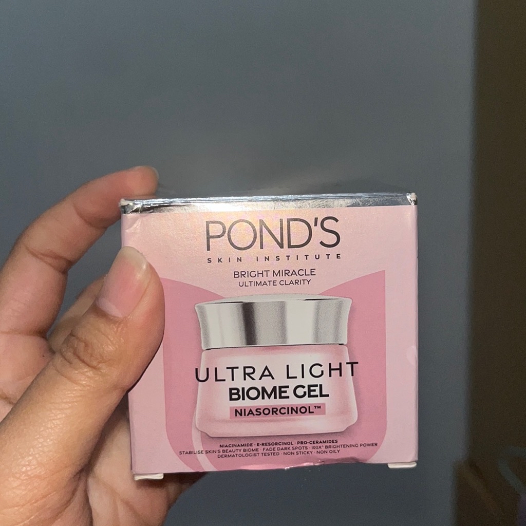 Ultra Light Biome Brightening Moisturizer Gel imgfdn-a9ffe9b0-83c6-451b-aff7-8ae2b1f01e8f