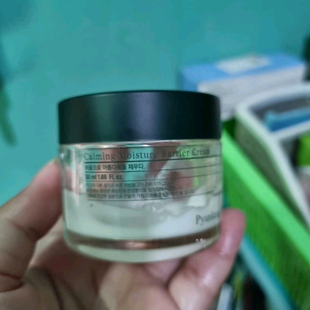 Calming Moisture Repair Balm imgfdn-9913ee1a-e5a4-4707-805d-f4eb01f67c37