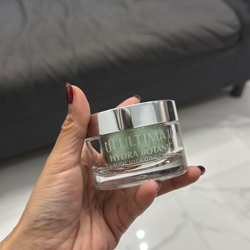 Hydra Botanic Hydrating Moisture Gel imgfdn-af3fee6a-91d9-4459-8f2b-4b8fcac12b2c