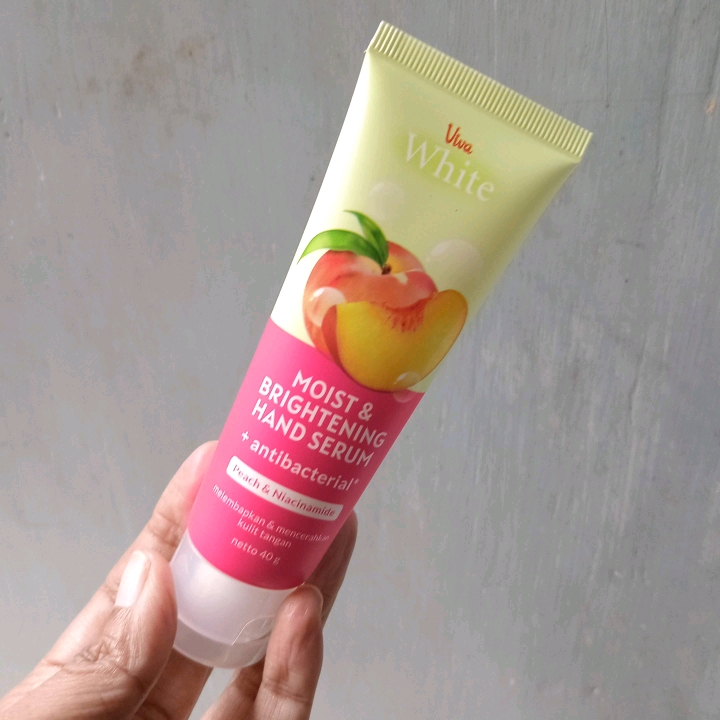 Hand Serum Moist & Brightening Hand Serum + Antibacterial Peach & Niacinamide imgfdn-f76fdc51-4780-420d-960f-d4ef55766fce