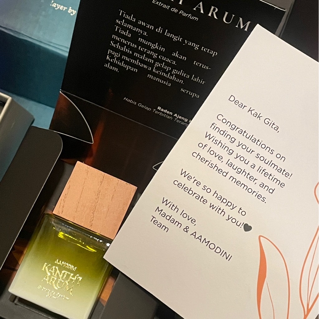 Extrait de Parfum Kanthi Arum imgfdn-3d8a48f6-5749-4962-9ca9-7c091dd5f829