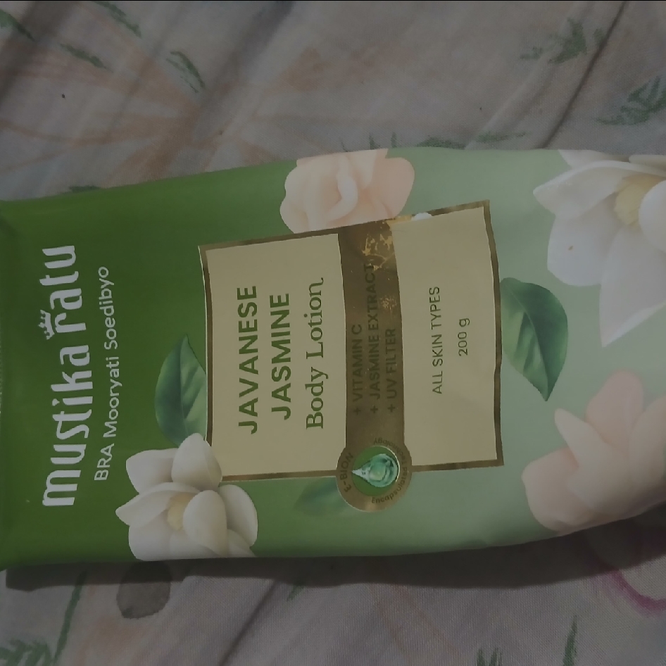Body Lotion - Javanese Jasmine imgfdn-46754fcb-75aa-4193-9649-a065d52e32a1