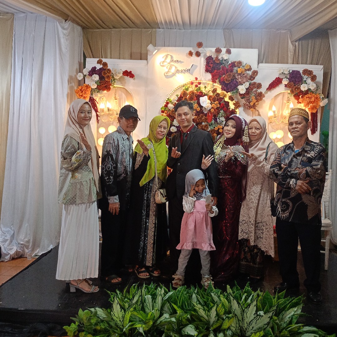 Break Zits Off imgfdn-1b73480d-7318-4657-a199-3c06d7cc475b