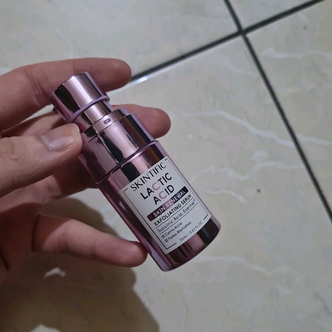 Lactic Acid Skin Renewal Exfoliating Serum imgfdn-17d156b3-3069-4a88-ad62-7d51febcec96