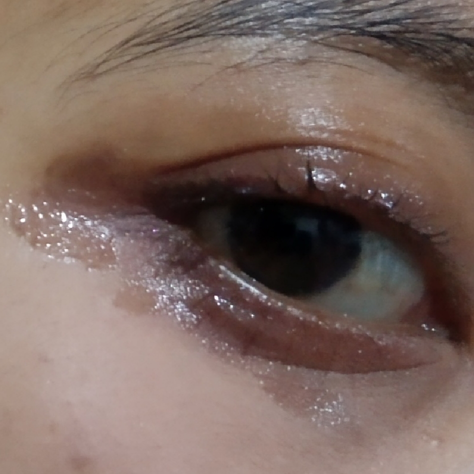 Mascara Remover imgfdn-89849f50-b26d-4f8e-b67f-a413ff6e1c36