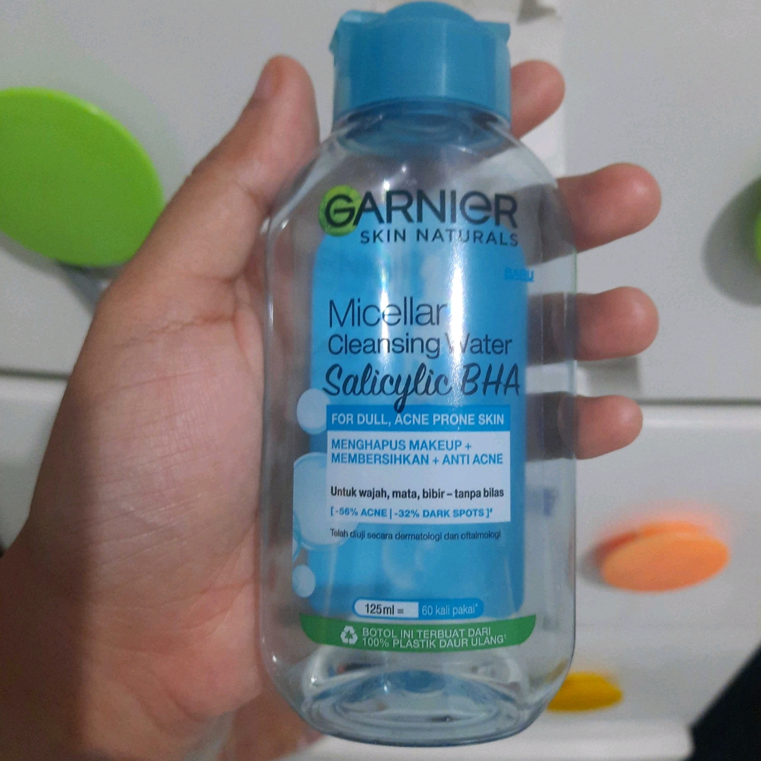 Micellar Cleansing Water All-in-1 - For Oily, Acne-Prone Skin imgfdn-1423bf18-2880-4ae9-81dc-5621d625f618