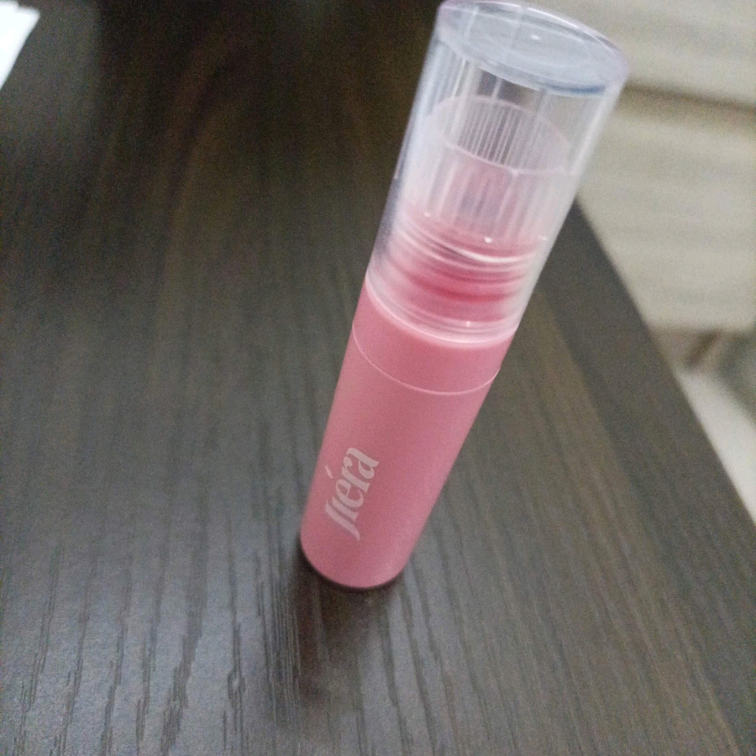 Lip Peptint - Lily Pink imgfdn-9c1553e8-3471-4fc5-b202-6ed6befcf814