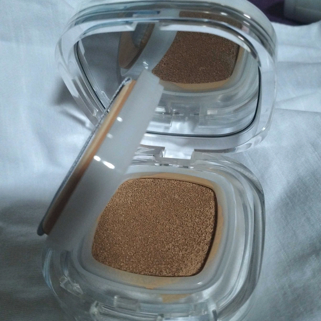 Perfect Cover Glow Cushion - 01 Buttercream imgfdn-c2aea86e-8ef6-43ce-a130-d5d7ebe44ab8