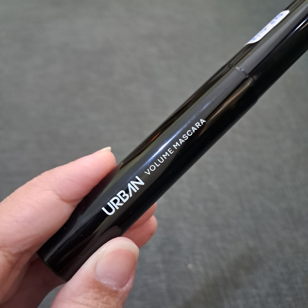 Urban Volume Mascara imgfdn-946e7301-76de-473a-93d3-daba98e54cb8