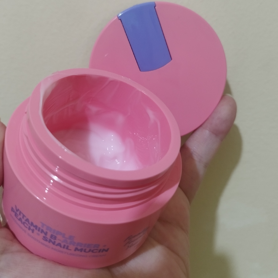 Triple Vitamin B-arrier + Peach + Snail Mucin Intensive Soothing Moisturizing Cream imgfdn-e641869c-1f6d-4eae-9b34-8f2e3208bd20