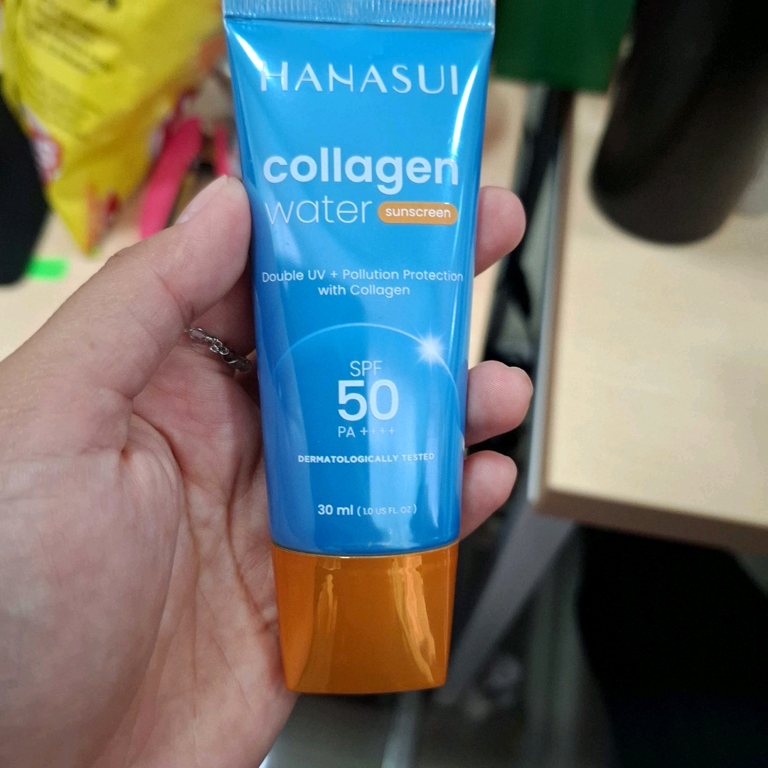 Collagen Water Sunscreen SPF 50 PA++++ imgfdn-d738673a-afbd-4f19-b309-98c5f747e923