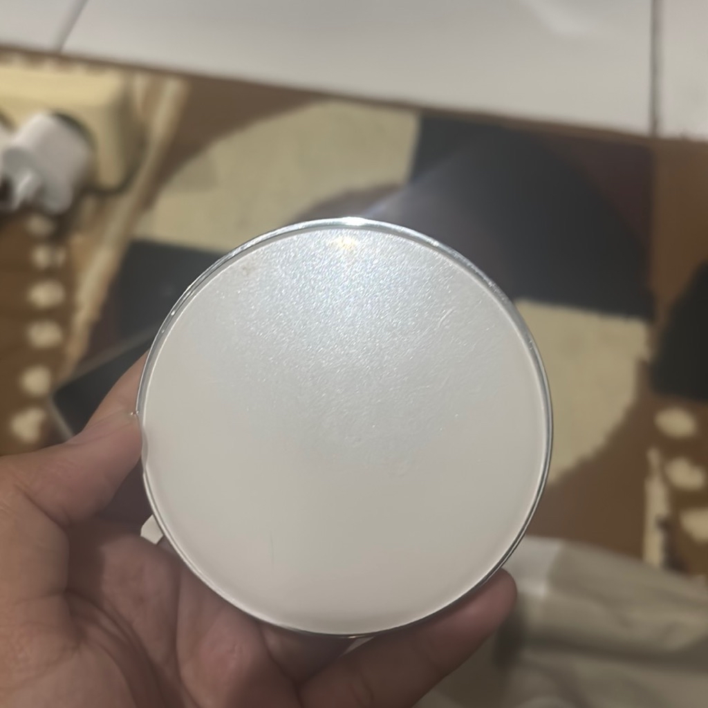 Compact Powder - Ivory imgfdn-06e6c4f9-179b-401f-baf2-ba947f9ad53d