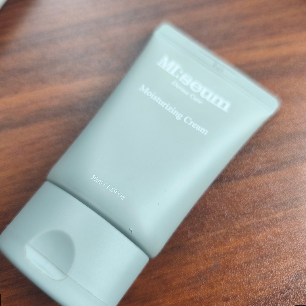 Exosome Moisturizing Cream imgfdn-a309734b-6149-4a3e-8eb3-38e9d02e6390