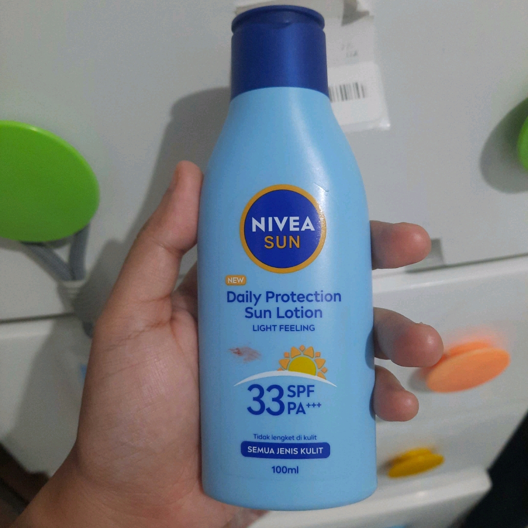 After Sun Moisture Lotion imgfdn-ddba28a0-51e3-4fb6-989b-cc34e0dbb2e6