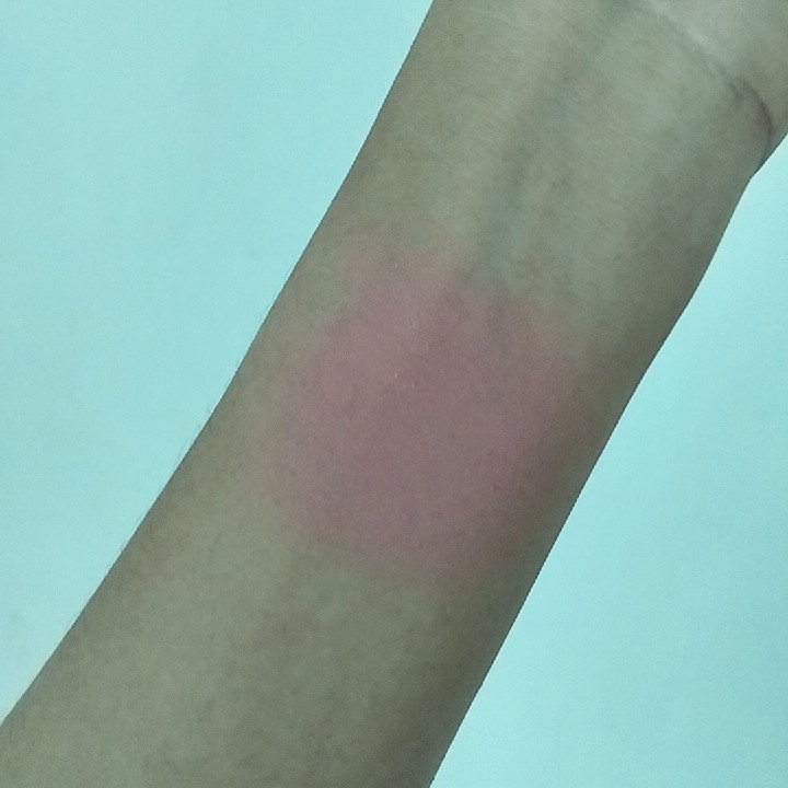 Hydrastay Liquid Tint Blush - 04 Dolce imgfdn-e2bbd2b3-b57e-4068-98d5-aa96b02be10b