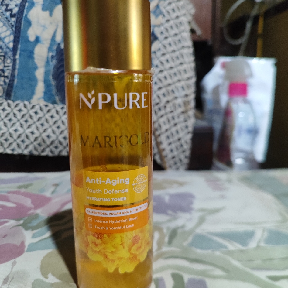 Marigold Anti Aging Youth Defense Hydrating Toner imgfdn-312c5304-aa10-4e21-b952-9b085a45c820