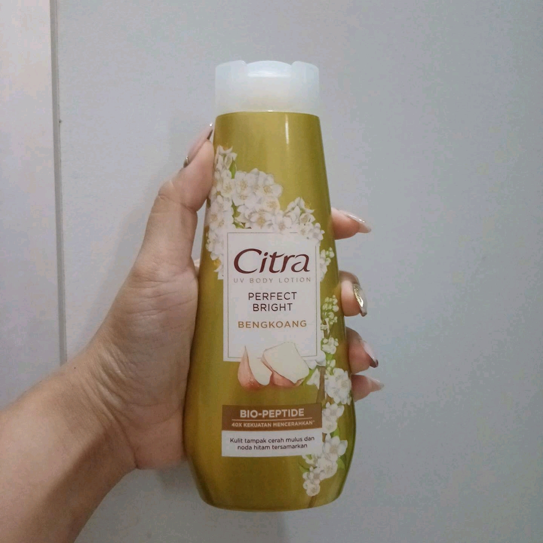 UV Body Lotion Bio-Peptide - Bengkoang Perfect Bright imgfdn-9f791b78-c541-4624-87ba-15b0170734ca