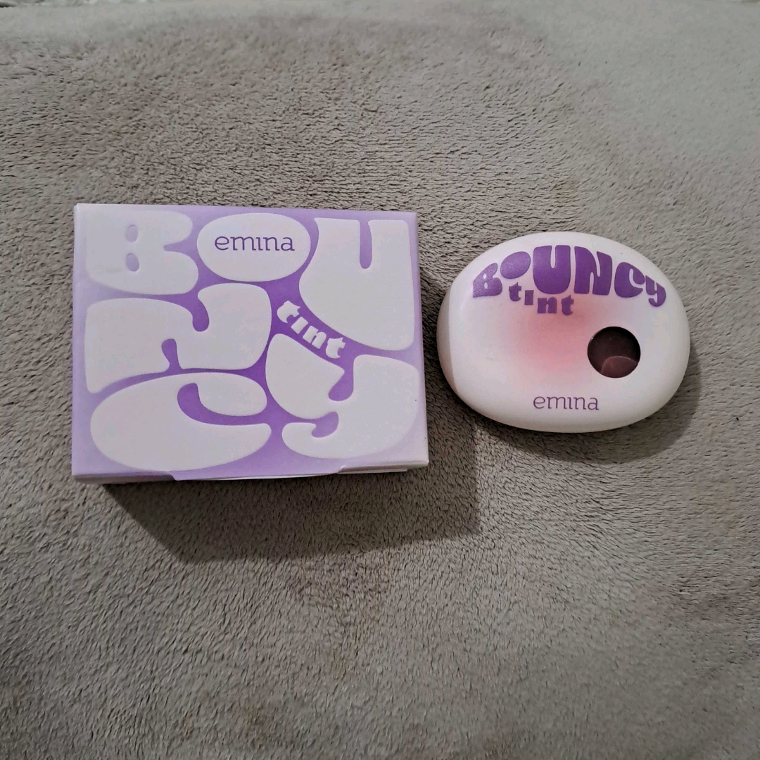 Bouncy Tint 3 in 1 Lip, Cheek, & Eye - 01 Ginger Cloud imgfdn-96acf7fb-b8c9-4adc-9186-f7937346dc07