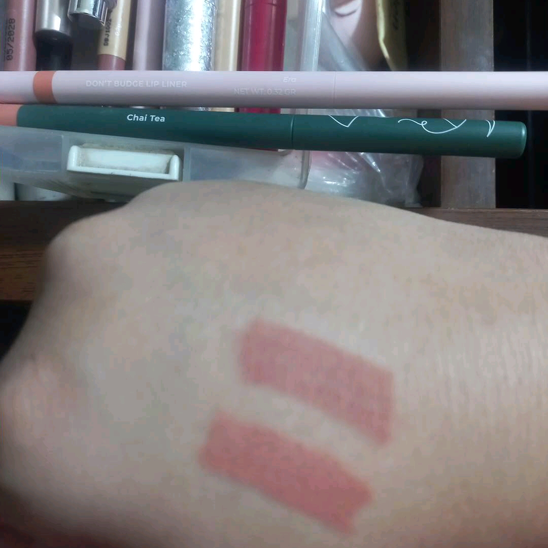 Don't Budge Lip Liner - Era imgfdn-ea4b5488-5a1e-4167-96ee-66caba7cd292