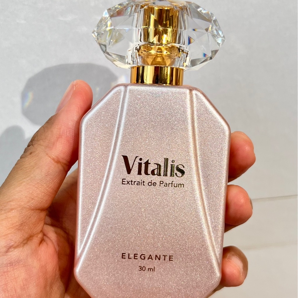Extrait De Parfum - Elegante imgfdn-f54d4838-573b-4970-ab89-1d82af782ece