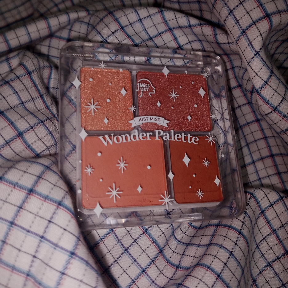 Wonder Palette Eye Shadow - 03 T.G.I.F imgfdn-4deb2ac7-9d3d-4264-b5b0-b2cccb51ad8b