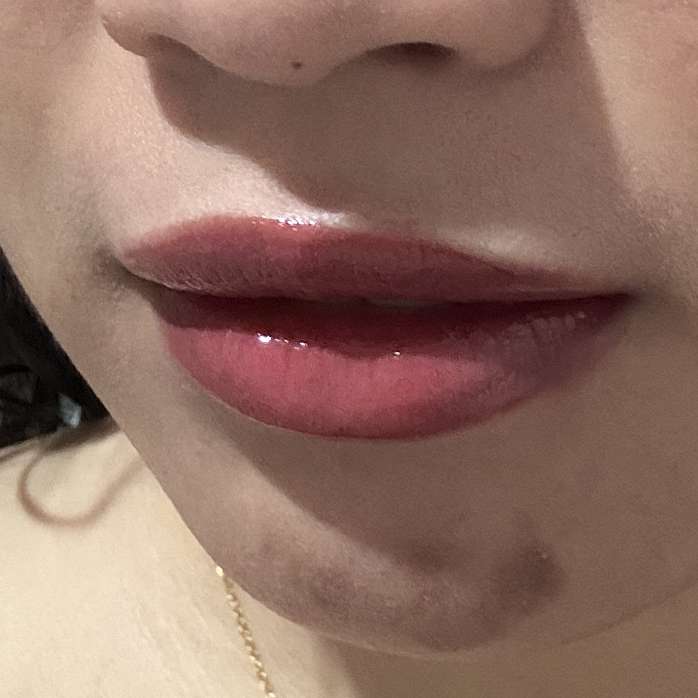 Plush Lip Tint - Opera Night imgfdn-53f2dab5-6b2d-4fd8-8be3-5223bc75e24f