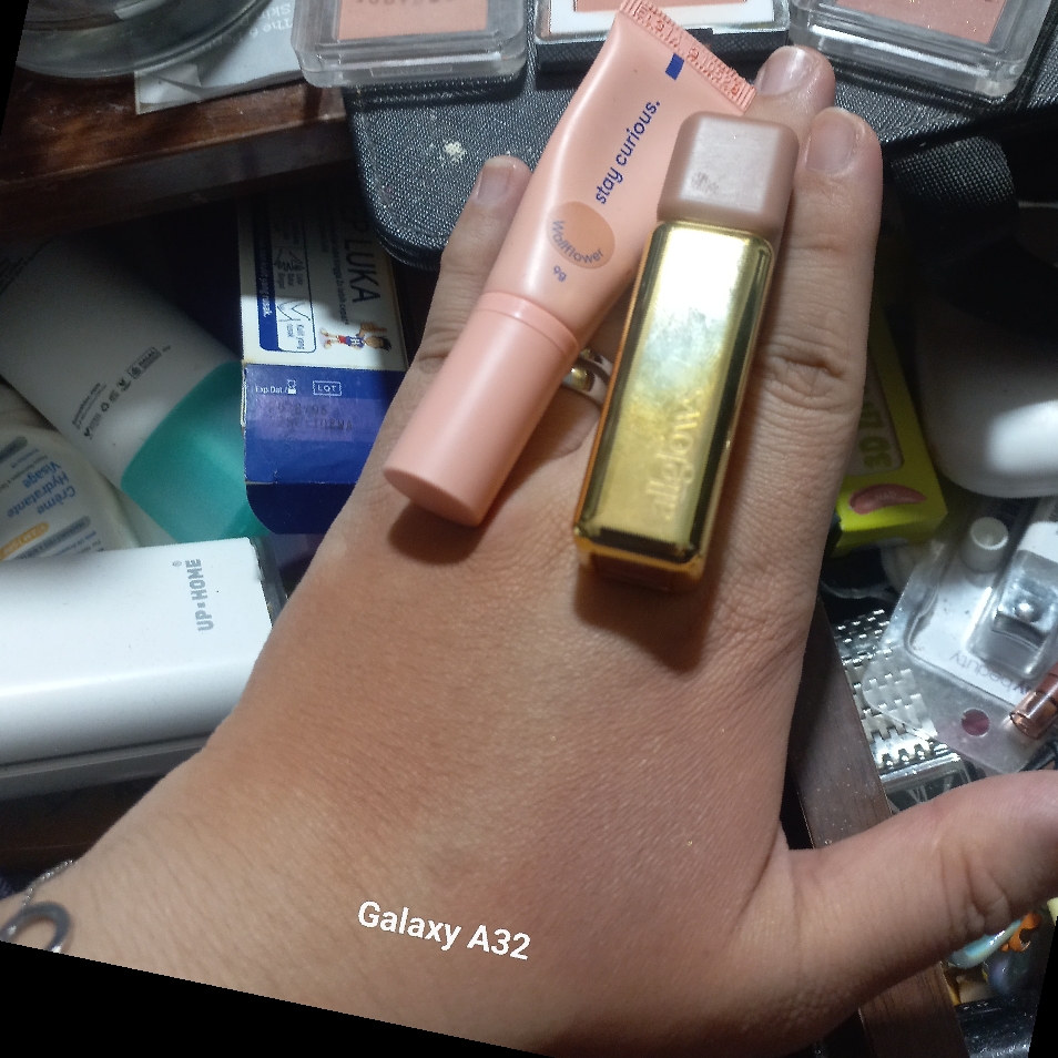 Cheek Pigment - Raw imgfdn-005afb85-b150-4ebb-8ad3-989fb23f2a6b