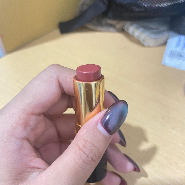Super Lustrous Lipstick - Rum Raisin imgfdn-71af2fe5-3297-4af3-af0d-d90db01868a6