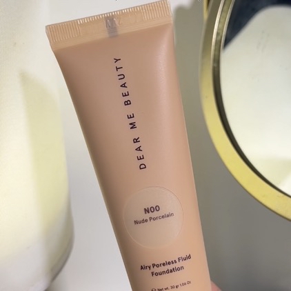 Airy Poreless Powder Foundation - N00 Nude Porcelain imgfdn-63fc6af0-86a1-46d4-9217-8959540b1924