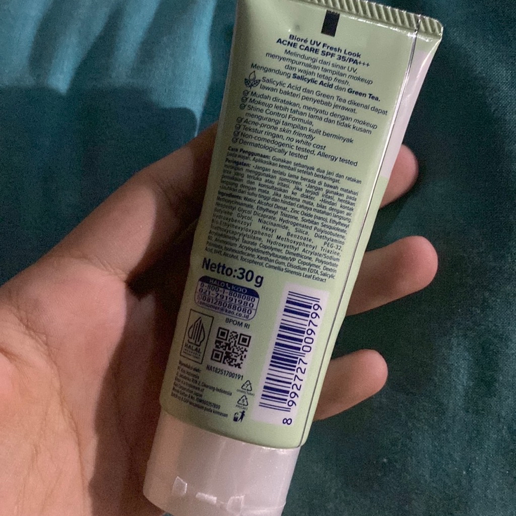 UV Fresh Look Acne Care SPF35  imgfdn-31be917c-6915-4b77-932a-77eaaba2f32c