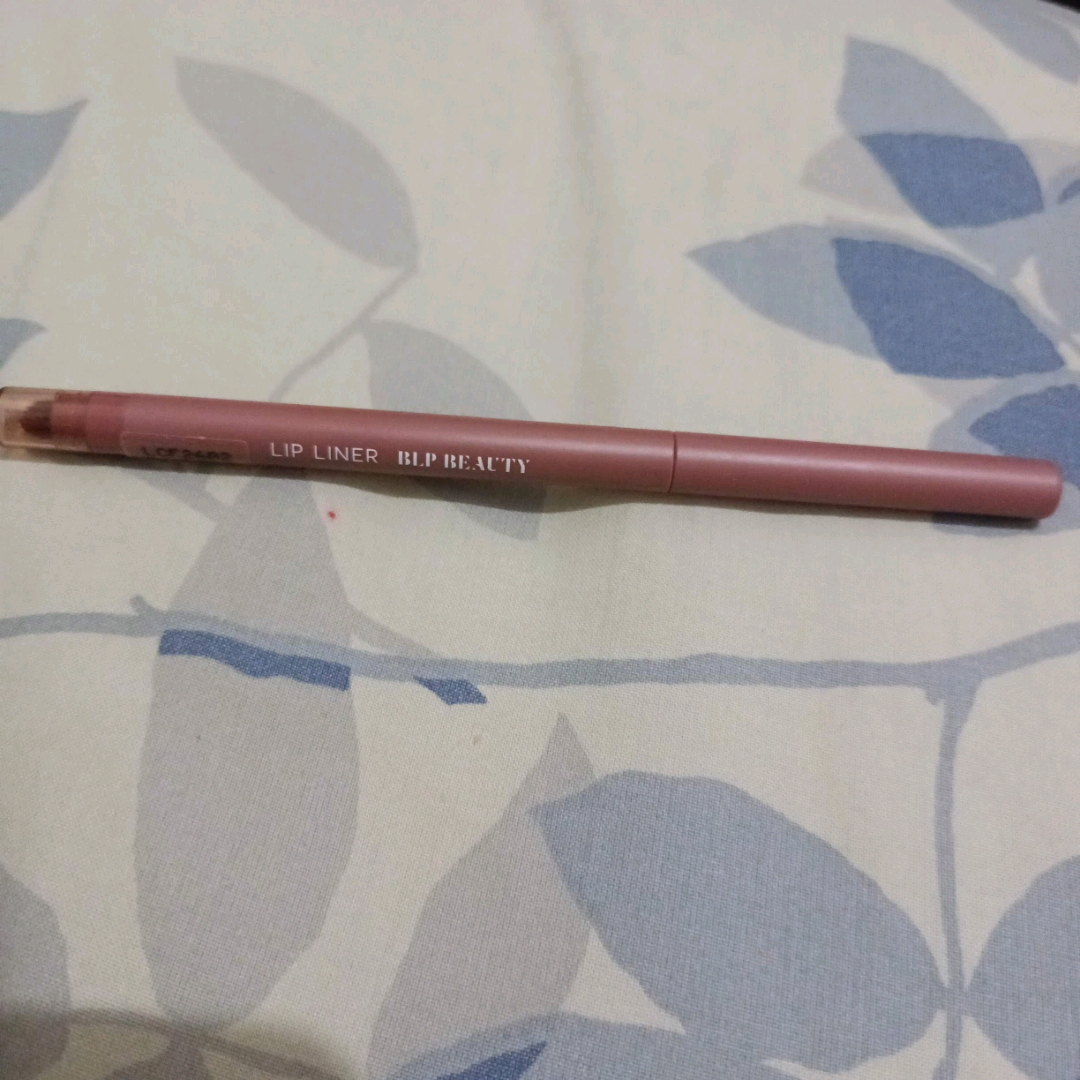 Lip Liner - Dusty Rose imgfdn-03612a3e-d1b1-48c4-babc-1f5ed00ac242