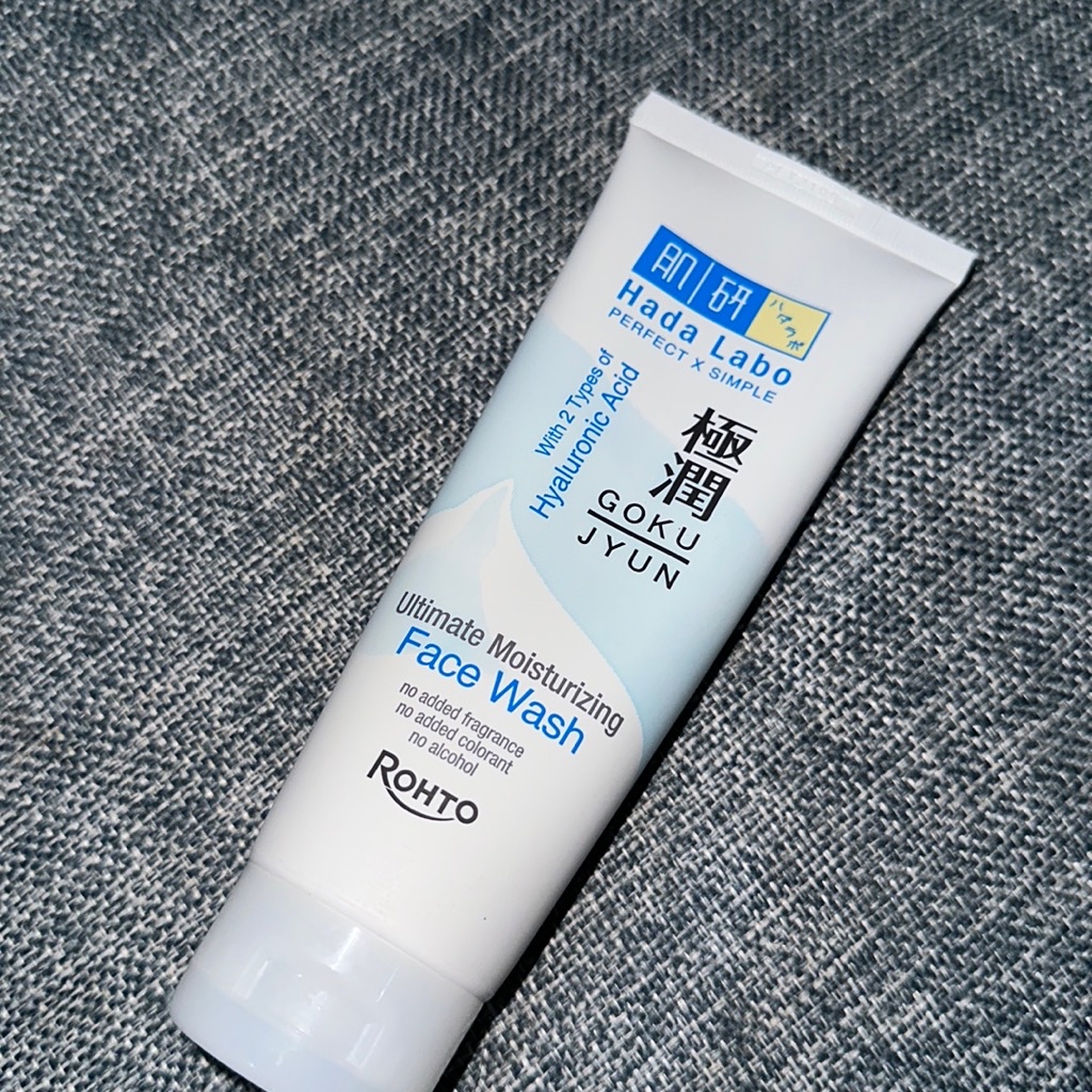 Gokujyun Ultimate Moisturizing Face Wash imgfdn-befc4f04-2fee-4eb3-8358-3300fc5b16f6