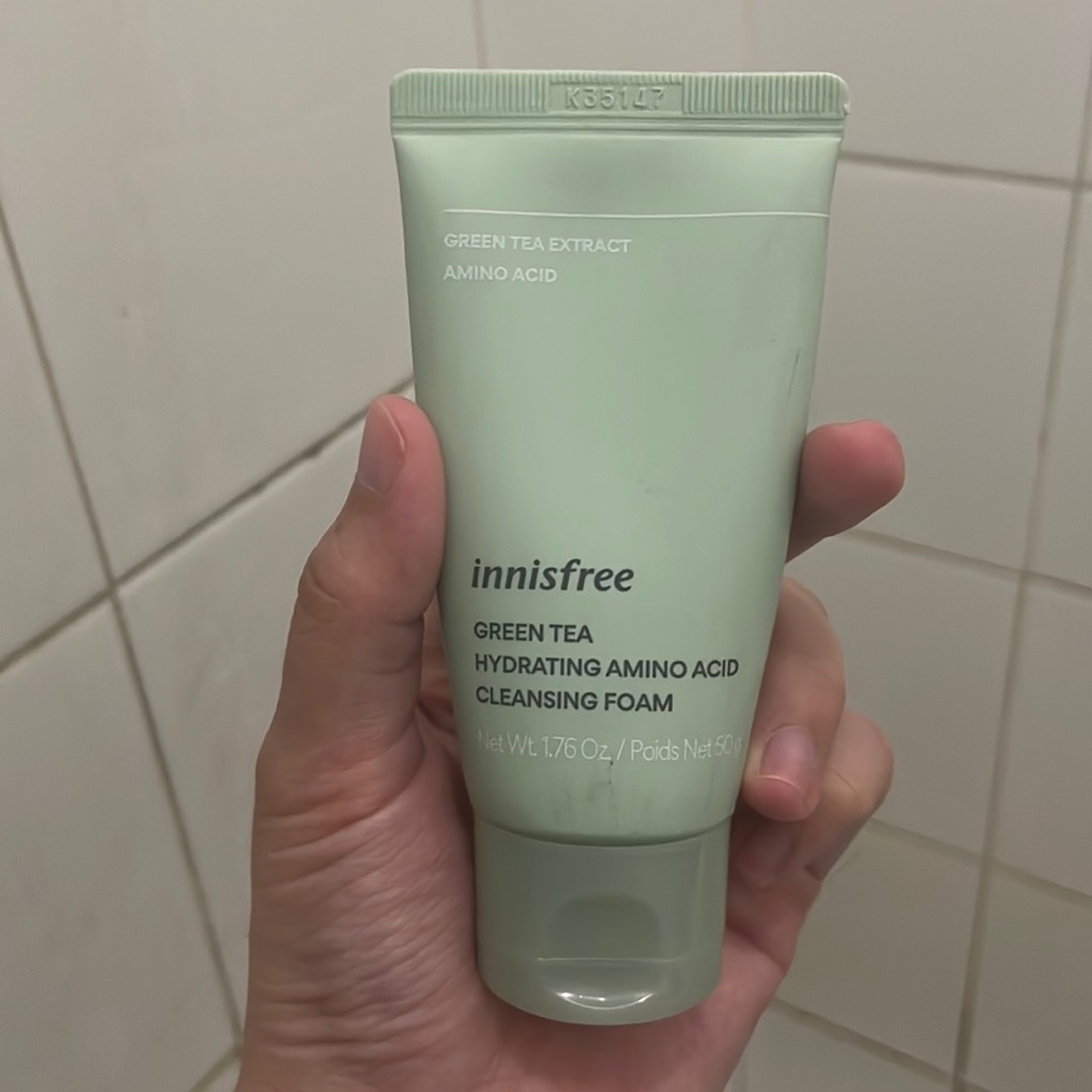 Green Tea Hydrating Amino Acid Cleansing Foam imgfdn-22743c2c-9747-42a6-8835-169935a5b6e2