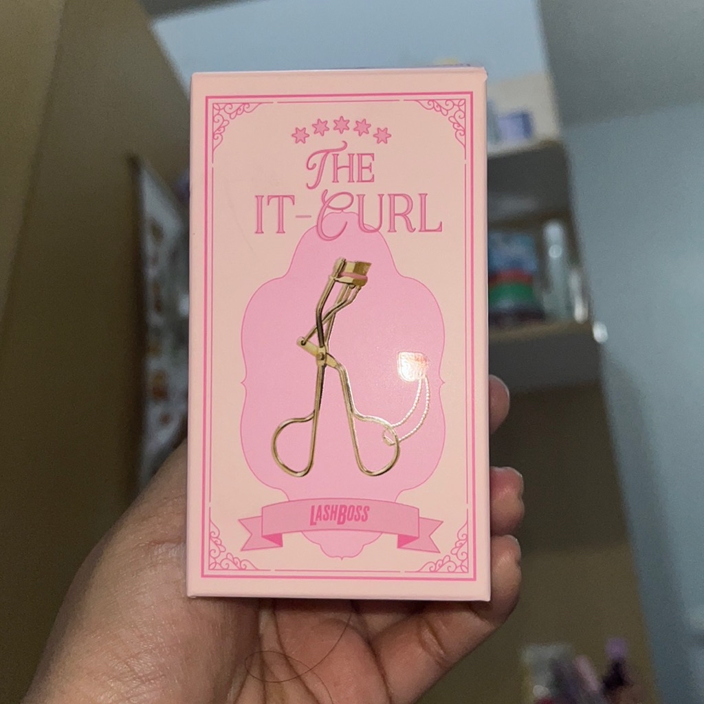 It Curl Eyelash Curler imgfdn-76c3aad4-5098-412e-9f9f-f036718e38e5