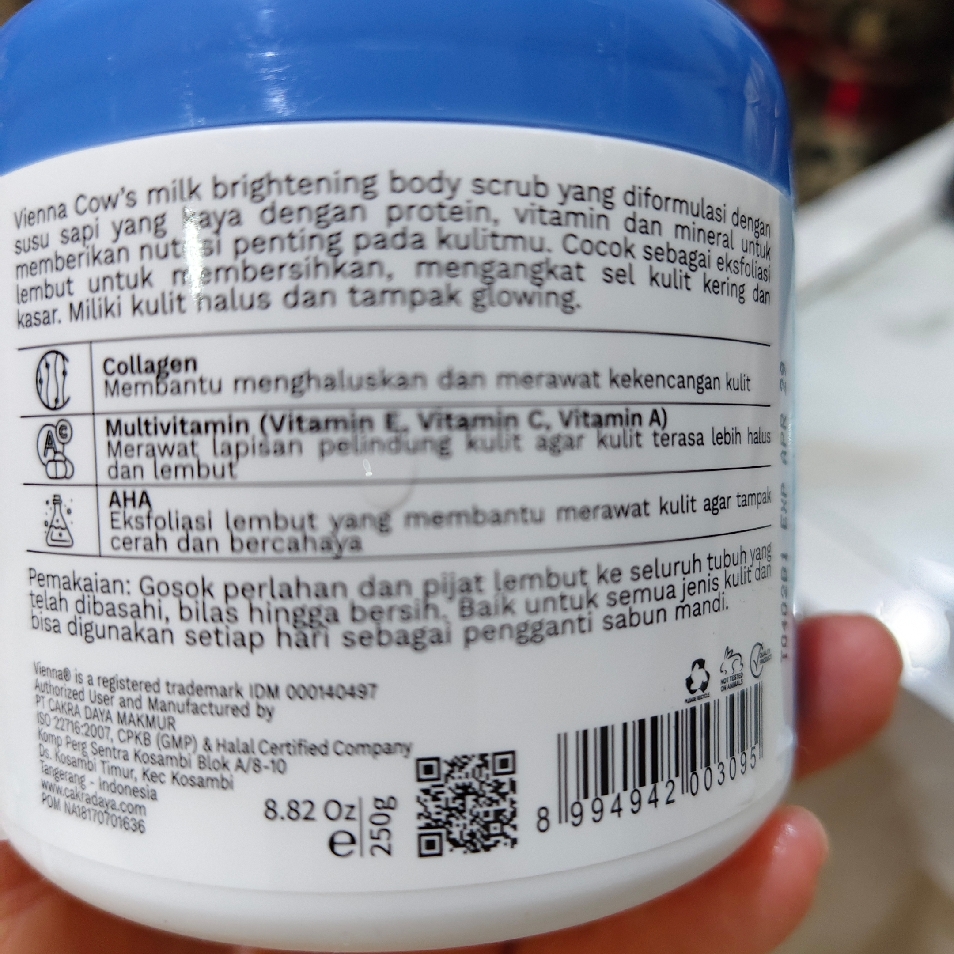 Cow's Milk - Whitening Body Scrub imgfdn-147c5085-e141-4b91-abae-3d206e362512