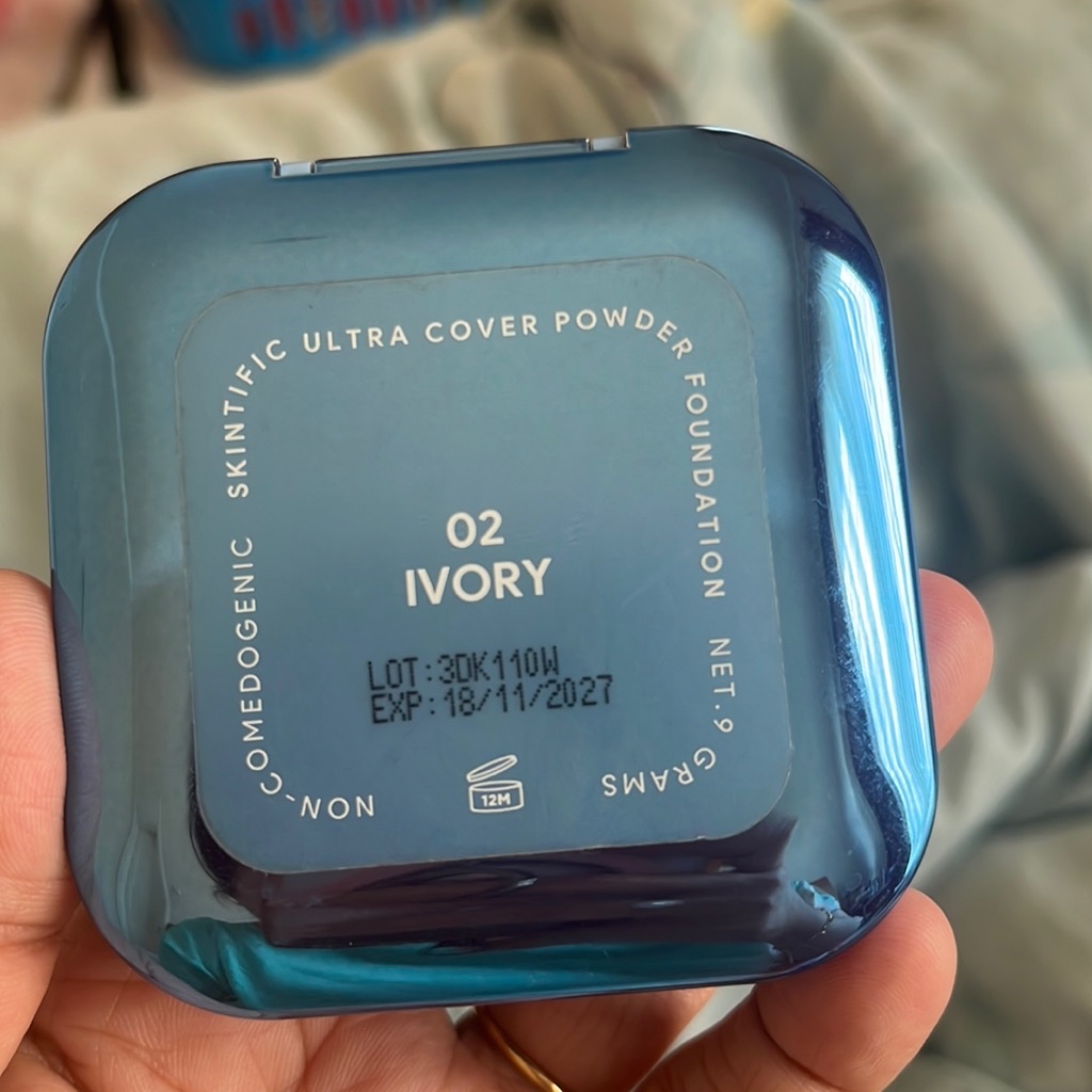 Ultra Cover Powder Foundation - 02 Ivory imgfdn-e619cc80-11e9-4a5a-a7f6-df019a8ee9bf