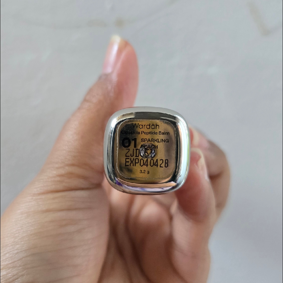 Glossicle Peptide Balm - 01 Sparkling Peach imgfdn-67e974b6-ae4e-446a-b1fa-e54734e2d6b9
