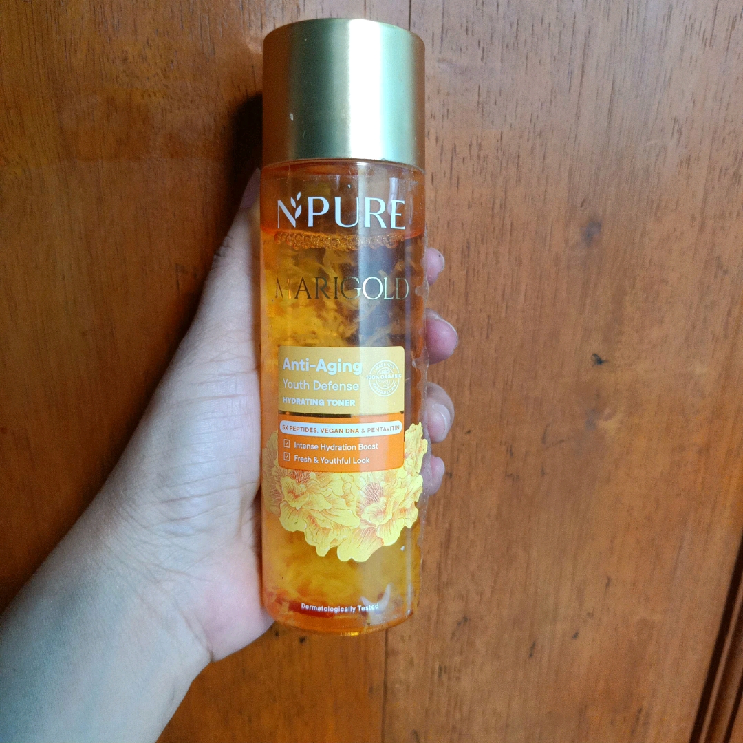 Marigold Anti Aging Youth Defense Hydrating Toner imgfdn-fba558c8-74c5-4b05-ab5a-8b8c04429688