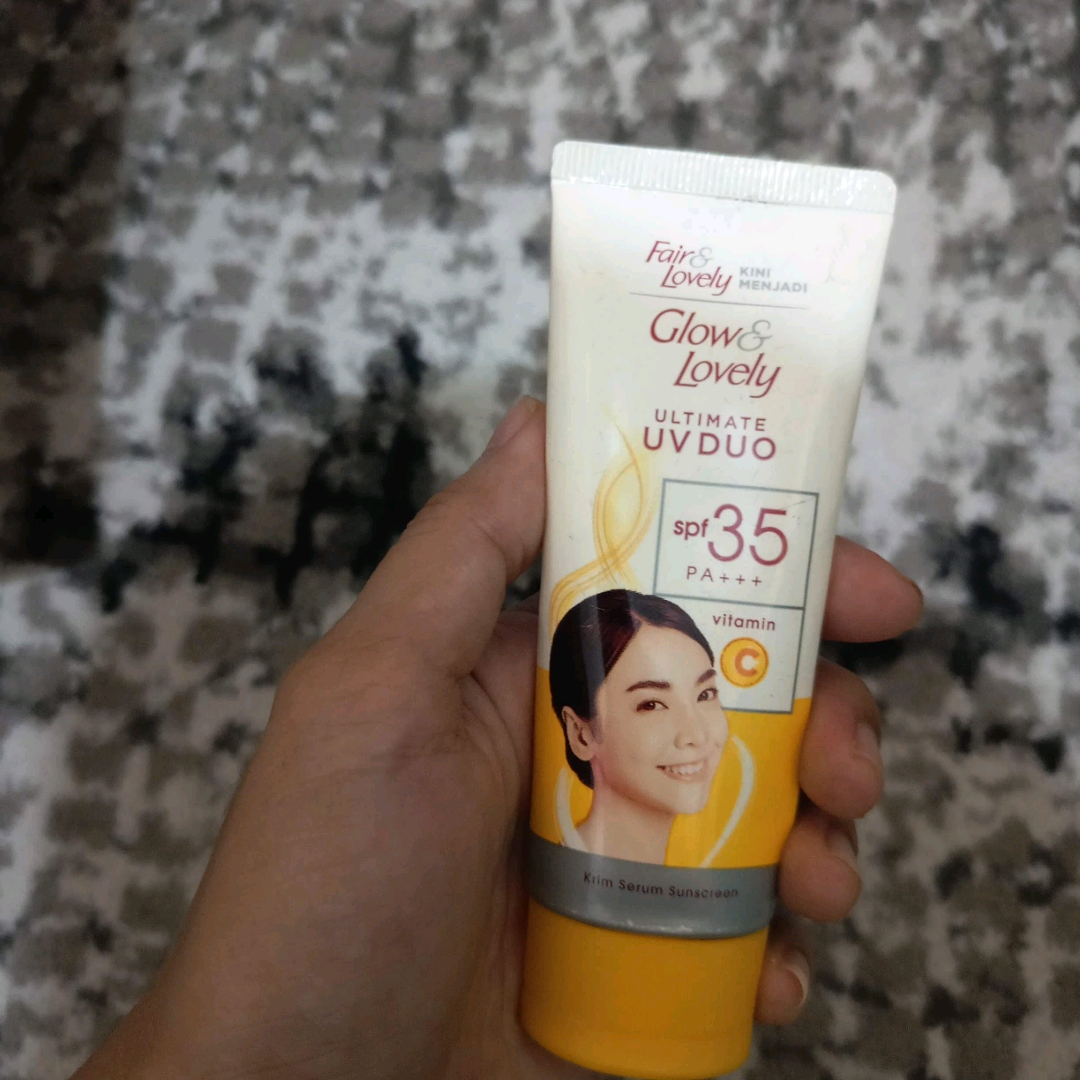 UV Duo Sunscreen SPF 35 imgfdn-8c6c1a4b-5375-4b76-a947-c82a6041a815