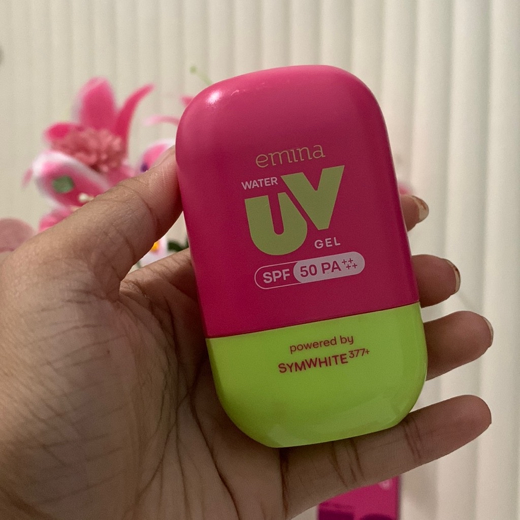 Emina UV Gel Sunscreen SPF 50 PA++++ - Water imgfdn-f5bf462f-ff0c-4b4c-9b94-82998c3e0f7a
