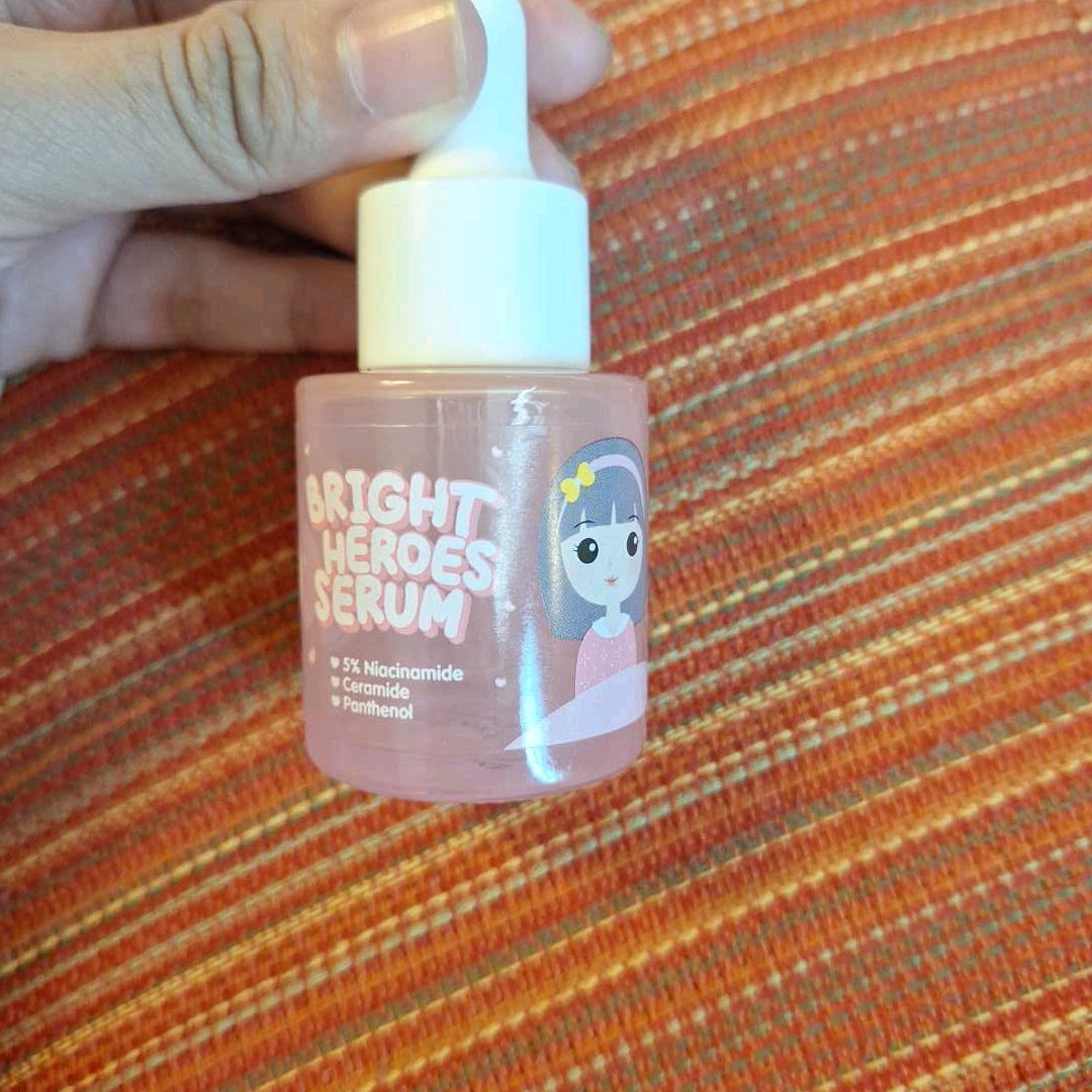 Bright Heroes Sleeping Mask imgfdn-d9879d8a-b622-4ba3-a626-9f02f4b31e3a