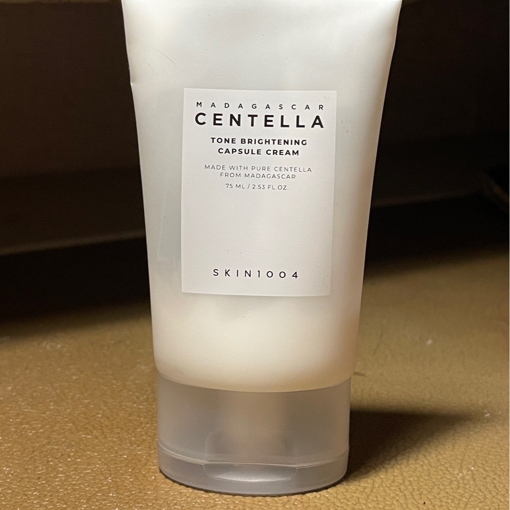 Madagascar Centella Hyalu-Cica Moisture Cream imgfdn-32abdb21-0773-43f5-b89e-899fe9abeb99
