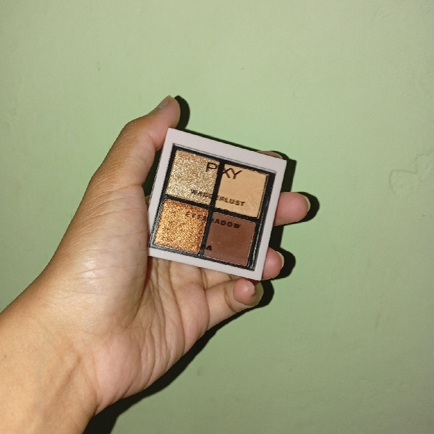 Wanderlust Quad Eyeshadow - 02 Twilight Woods imgfdn-e09f50f7-652f-4cc2-8d28-51a3ac2ae181