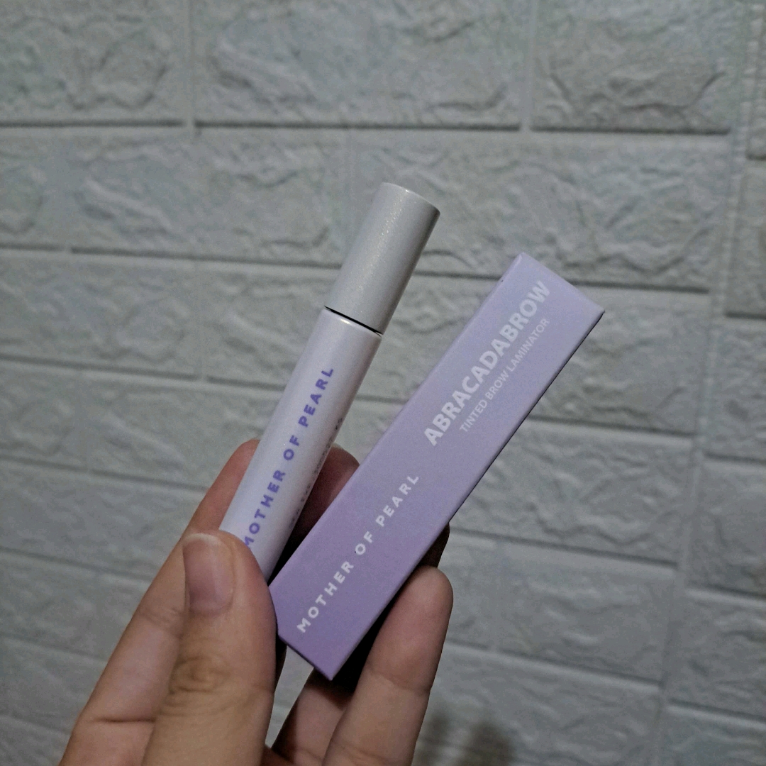 Abracadabrow Tinted Brow Laminator imgfdn-c78f30c2-b68e-4280-84ff-4112ec8c8d2d