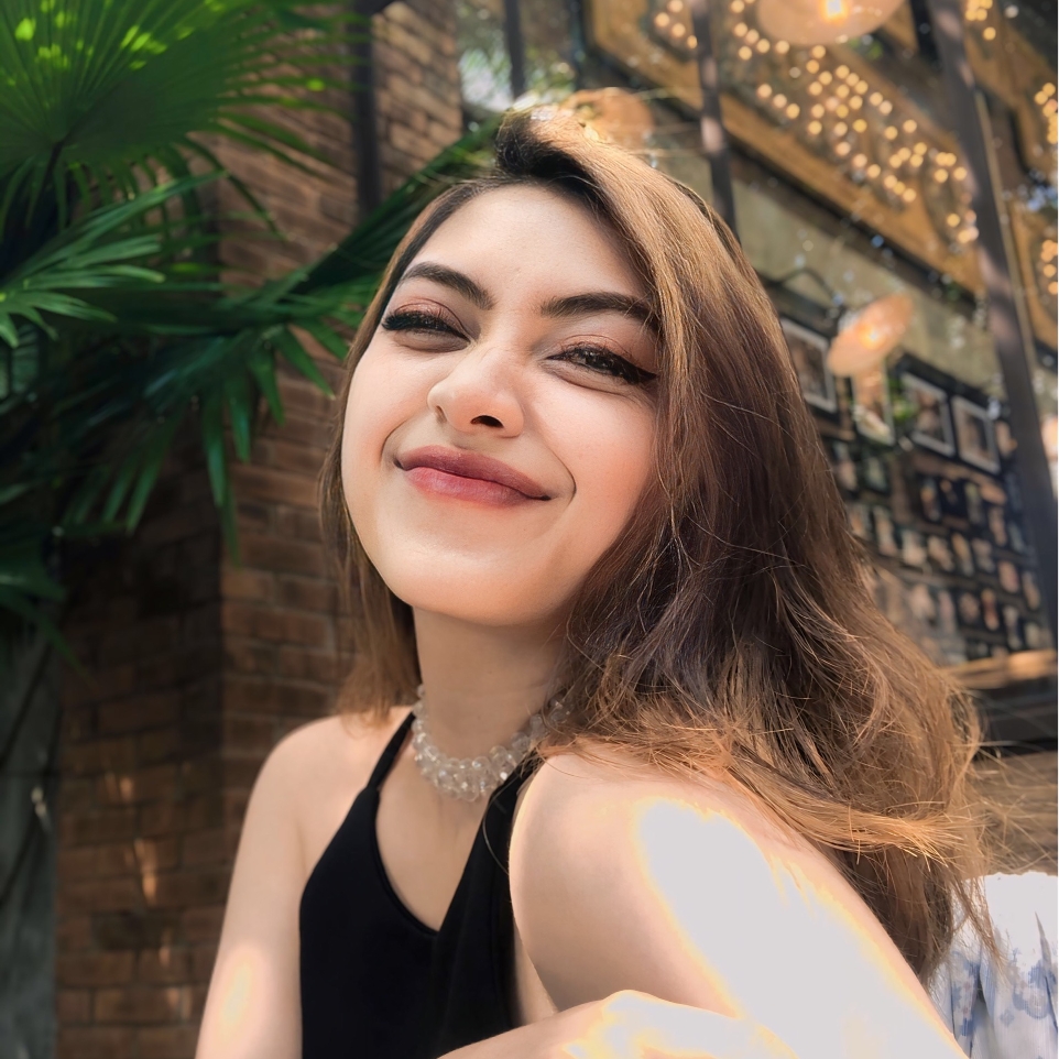 Micellar Oil-Infused Cleansing Water imgfdn-bc0e7fe9-f5c6-4f43-a706-5cc814eb59c9