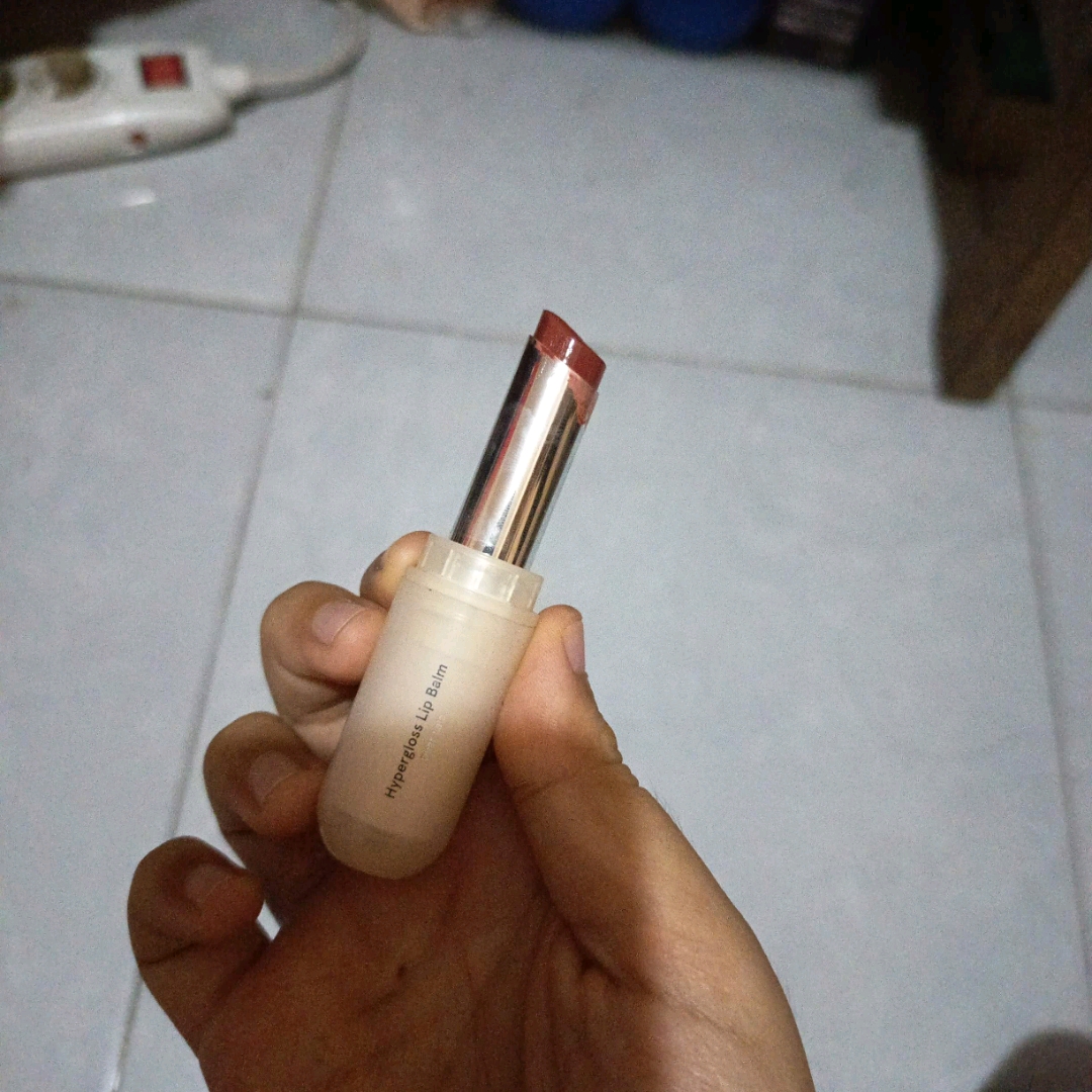 Hypergloss Lip Balm - Dear Lala imgfdn-46ebe071-d445-4334-9412-d0415d593ee4